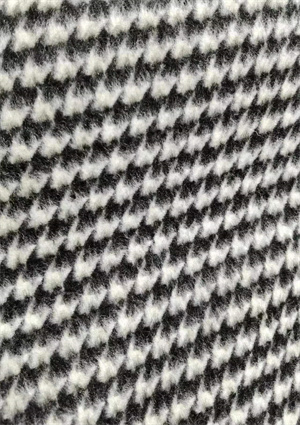 ���϶���